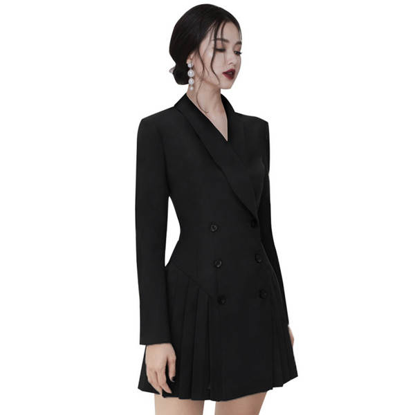 Vestido de saia justa com jaqueta