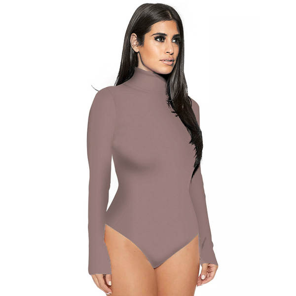 Macacão de manga longa feminino