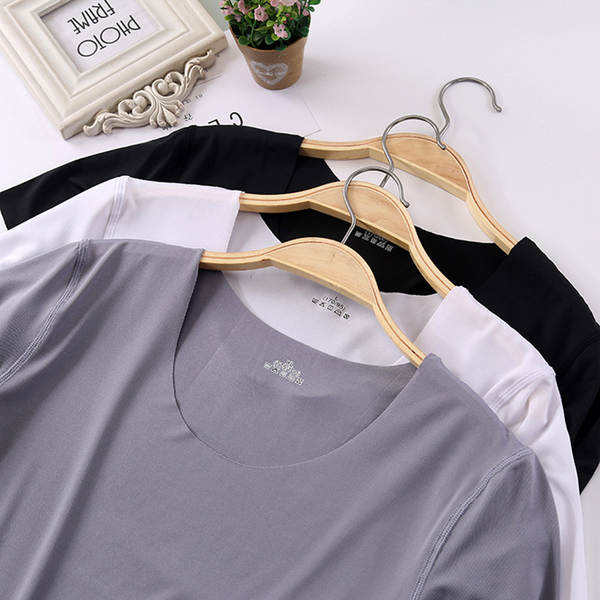 Camiseta feminina de manga curta