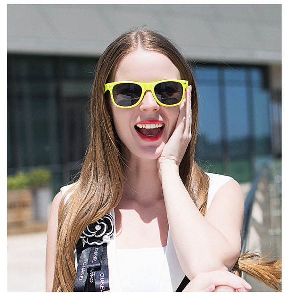 2025 Novos óculos de sol transfronteiriços da Europa e América tendência SUNGLASSES óculos de sol protetores de raios ultravioleta óculos de venda quente