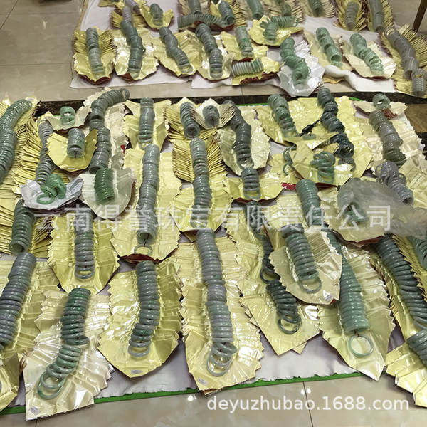 Fabricantes de esmeraldas da Birmânia vendem diretamente uma mão de mercadorias de origem Birmânia pulseiras de esmeraldas naturais pulseiras de arroz