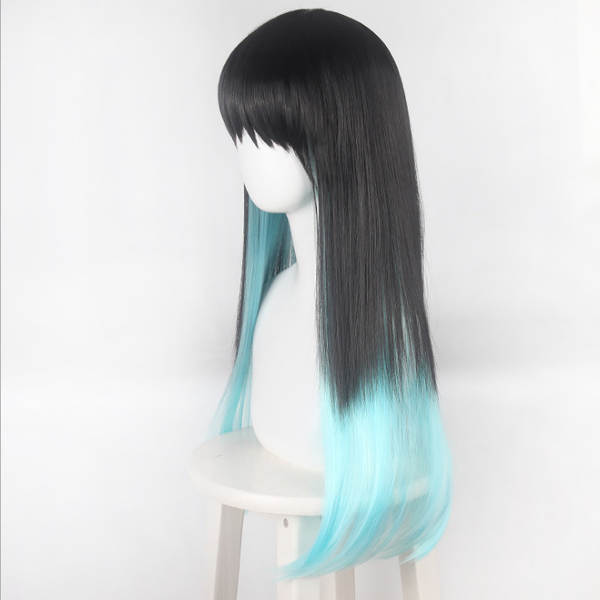 Coloque o cabelo no chão com o cabelo preto duplo.