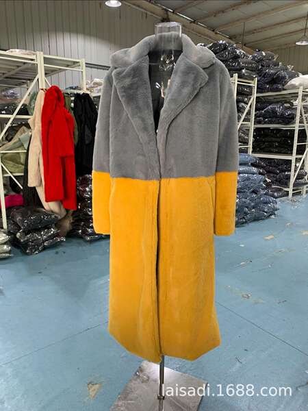 2023 Venda rápida de casacos de couro aumentado tamanho grande tamanho de roupas femininas como casacos de couro de coelho para manter o inverno quente