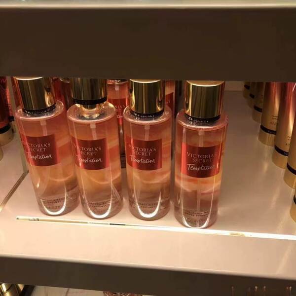 Victoria's Secret Perfume Spray Lubrificante Aquático Leite Permanente Flocos de Flocos de Aroma Humidificante 250ml