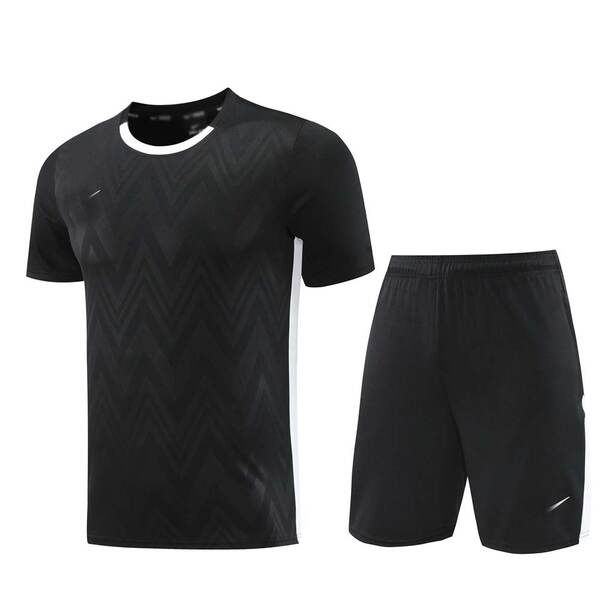 Novo modelo de esportes de corrida de moda de verão tendência moda suave e rápida secagem de ar de pulseiras curtas calças de treinamento