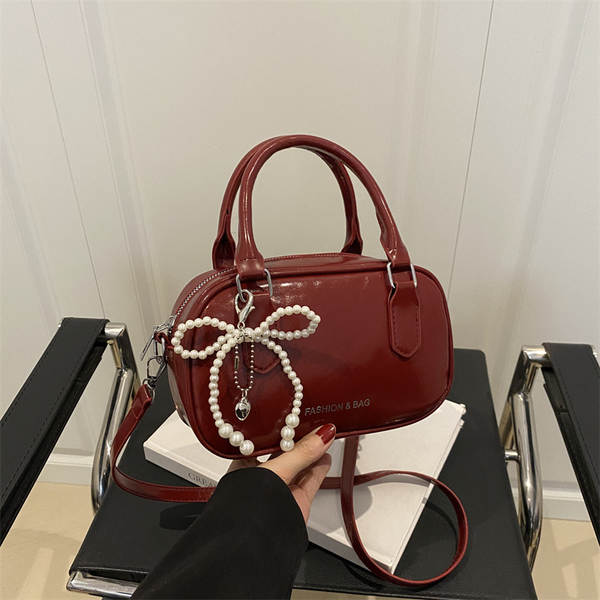 Bolsa tiracolo fashion simples quadrada 2025 verão nova coleção pérola laço borboleta ombro único transversal tendência