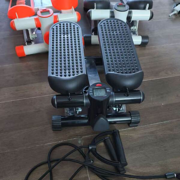 Fabricante de origem transfronteiriça escada de exercício silenciosa para uso doméstico tipo interno mini com polia hidráulica escada para montanha