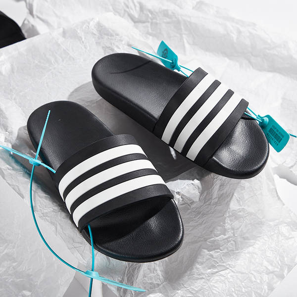 Sapatos masculinos e femininos do mesmo modelo para o verão com um novo modelo de deslizamento de fundo plano anti-odor eva velocidade seca uma palavra deslocação de esportes de lazer