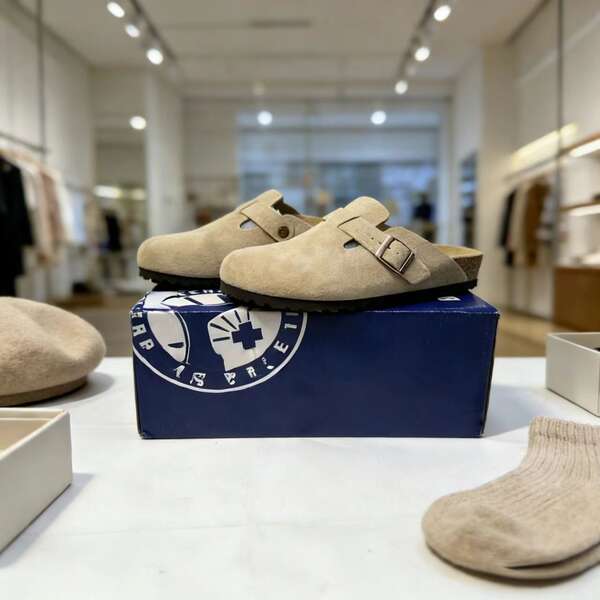 Sapatos de couro grossos