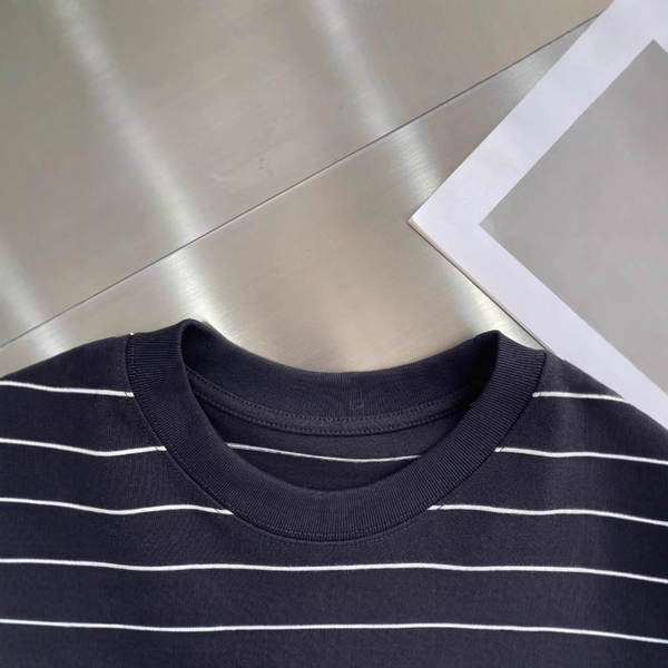 Versão correta 25 verão novo modelo miu falso casamento tiras de corda relaxante calça curta T-shirt masculino e feminino do mesmo estilo colarinho