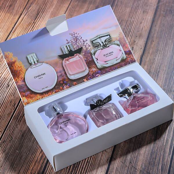 Transfronteiriço do comércio estrangeiro masculino sutiã de perfume Gulag Permanente Aroma Transmissão ao vivo TK explosão homem mulher caixa de presente de perfume atacado