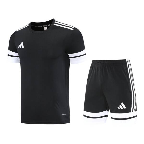 Novo modelo de esportes de corrida de moda de verão tendência moda suave e rápida secagem de ar de pulseiras curtas calças de treinamento