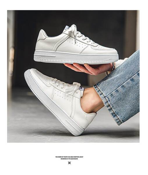 Sapatos brancos masculinos de verão para adolescentes de férias para homens 2023 novos sapatos para estudantes brancos puros