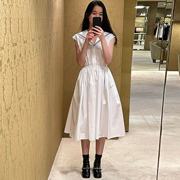 Vestido branco da Marinha sem mangas no calcanhar do colégio do estilo da garota doce do verão novo