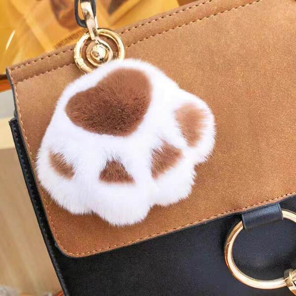 Pendente de Unha de Gato Peludo para Bolsa