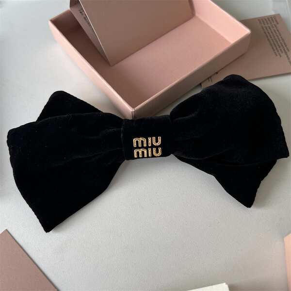 No verão de 2025, o novo modelo Miss Mouse dupla camada de borboleta grande em pano de ar leve e luxuoso.