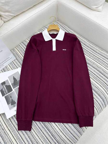 2024 Outono Novo Southern Oil Miu Recreativo Escritura de centenas de letras de logotipo embrulhado cor de cor de pano longo T-shirt