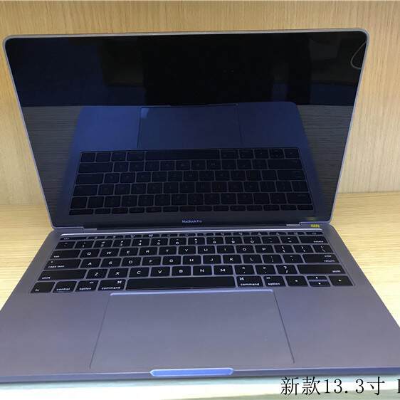 MacBook Pro 13.3 polegadas Computador portátil modelo de simulação de computador peças de arte Exposições de fotografia