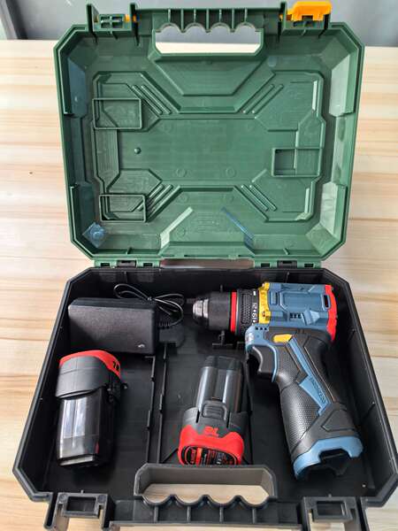 16.8V Comércio Exterior Carregamento elétrico de borracha de lítio de cobre puro sem borracha manual de borracha elétrica multifuncional kit de ferramentas de parafuso elétrico