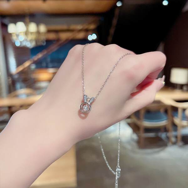 Colar feminino em titânio aço luxo não desbota versátil pendente sofisticado design exclusivo minimalista corrente clavícula acessório importação