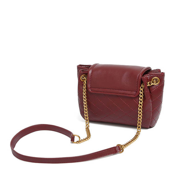 Bolsa Lolita Quadrada com Corrente