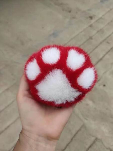 Pendente de Unha de Gato Peludo para Bolsa
