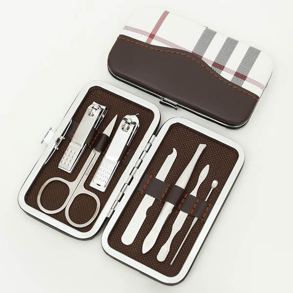 Caixa de couro 7 peças de kit de ferramentas de beleza do fabricante de pacotes de presentes de impressão LOGO faca de unhas de corte de unhas