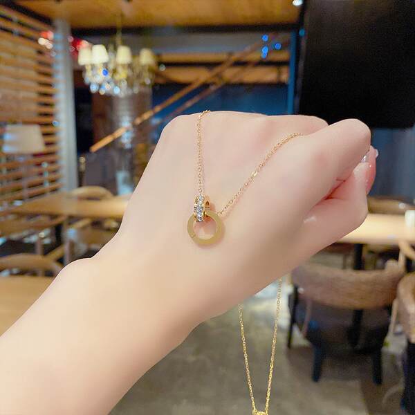 Colar feminino em titânio aço luxo não desbota versátil pendente sofisticado design exclusivo minimalista corrente clavícula acessório importação