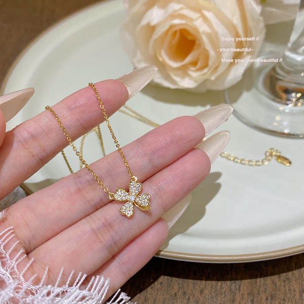 Colar feminino em titânio aço luxo não desbota versátil pendente sofisticado design exclusivo minimalista corrente clavícula acessório importação