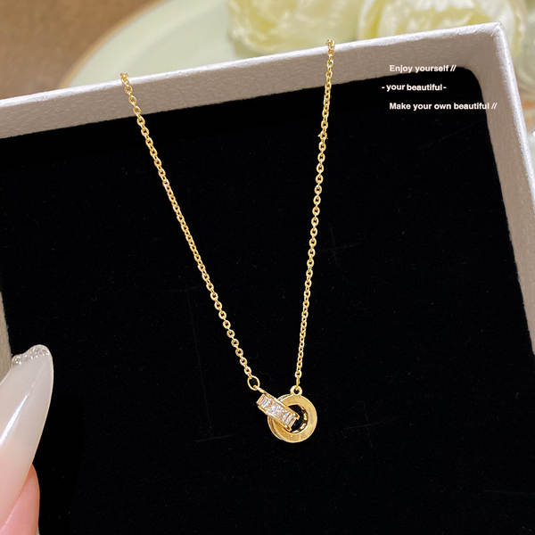 Colar feminino em titânio aço luxo não desbota versátil pendente sofisticado design exclusivo minimalista corrente clavícula acessório importação