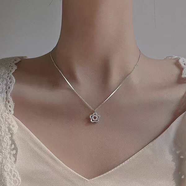 Colar de flor delicado feminino com zircônia, design exclusivo, estilo sensual e etéreo