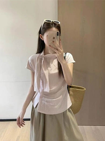 Camisa feminina curta de verão