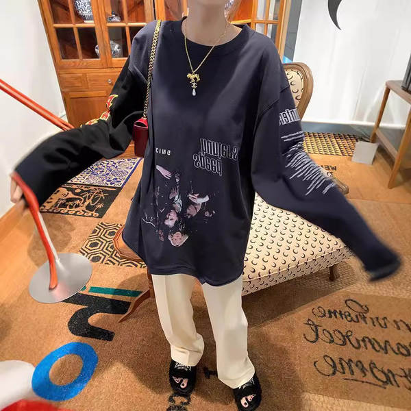 Capítulo 2026 Nova camisa feminina Paris Nova camisa de guarda-chuva T confortável com mangas curtas com mangas longas