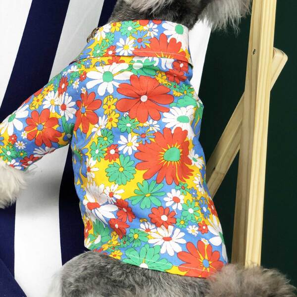 Cães roupas Cães Pequenos Cães Verão T-shirts Flores Roupa de praia Sennarico Quibago Gato Bear Pets