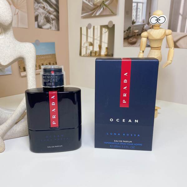 Vestido com perfume de água doce de banho de rosa, eu não sabia o que era um trem fantástico Flores Miss Lua Vermelha 100ml