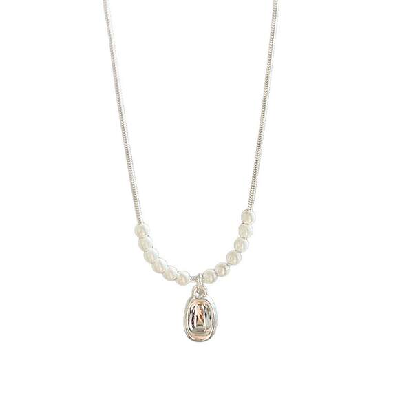 S925 Puro Prata Borboleta Colar Mulheres Pequenos Design Simples Delicioso doce e luxuoso Cadeia de cordão de serpente Sensor avançado