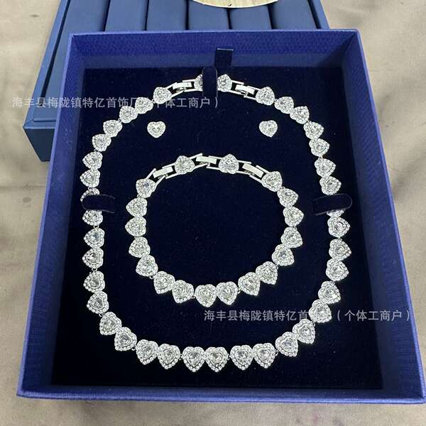 Conjunto de Joias com Diamantes
