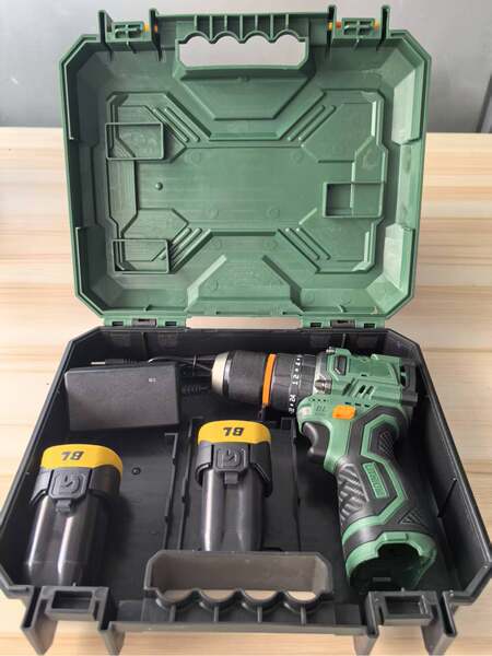 16.8V Comércio Exterior Carregamento elétrico de borracha de lítio de cobre puro sem borracha manual de borracha elétrica multifuncional kit de ferramentas de parafuso elétrico