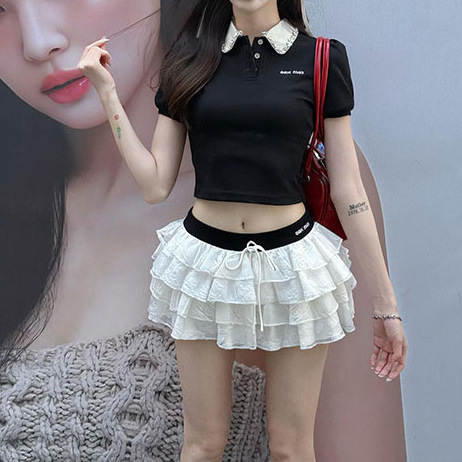 T-Shirt de verão de cor preta para meninas e meninas de verão para meninas.