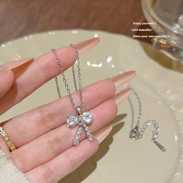 Colar feminino em titânio aço luxo não desbota versátil pendente sofisticado design exclusivo minimalista corrente clavícula acessório importação