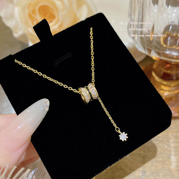 Colar feminino em titânio aço luxo não desbota versátil pendente sofisticado design exclusivo minimalista corrente clavícula acessório importação