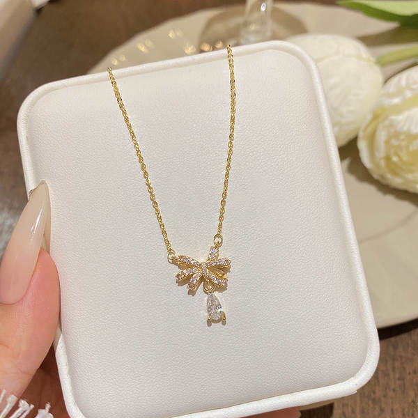 Colar feminino em titânio aço luxo não desbota versátil pendente sofisticado design exclusivo minimalista corrente clavícula acessório importação