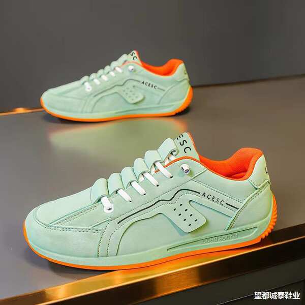 Sapato esportivo confortavel