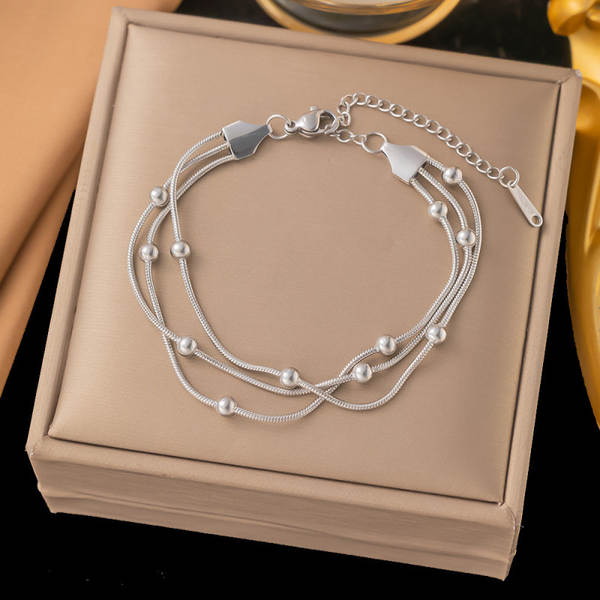Lanche de aço transfronteiriço de Dongguan não cai de cor novo modelo japonês coreano acessório lanche mulher 18k ouro moda leve e luxuosa sensação de luxo
