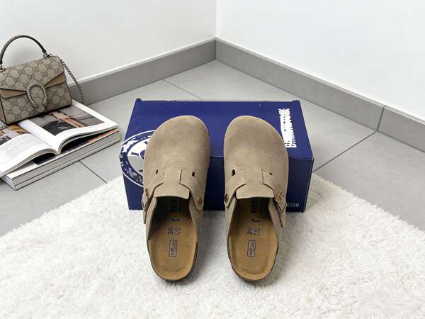 Sapatos de couro grossos