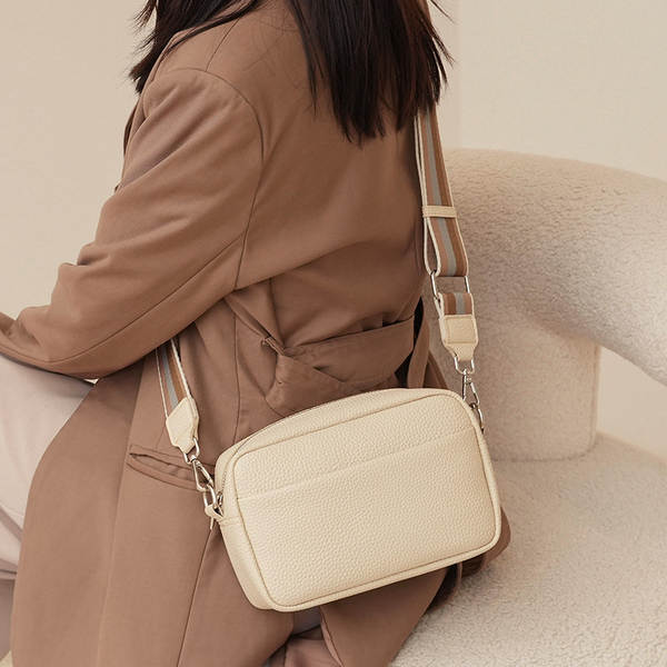 Bolsa feminina de couro PU preta