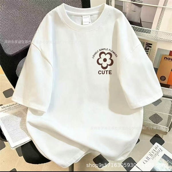 1688 Vestuário de estoque Verão Coréia T-shirt de manga curta para mulheres Vestuário de dois dólares Alibaba rede de atacado