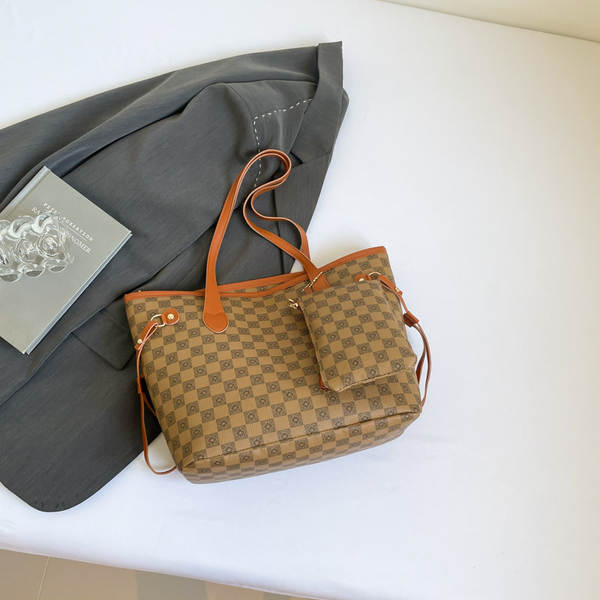No verão de 2026, a nova mochila da moda da moda olha para o trabalho de um só ombro mochila de mão