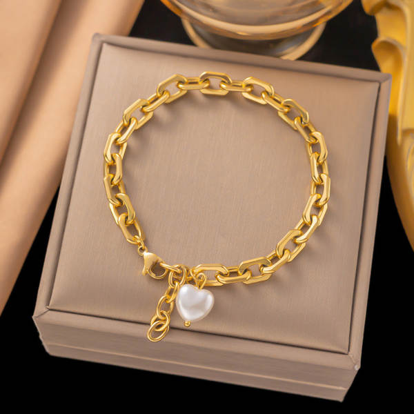 Lanche de aço transfronteiriço de Dongguan não cai de cor novo modelo japonês coreano acessório lanche mulher 18k ouro moda leve e luxuosa sensação de luxo