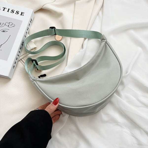 Bolsa feminina de nylon
